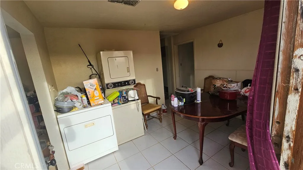 56727 Cone Boulevard, Landers, California 92285 home-pic-29