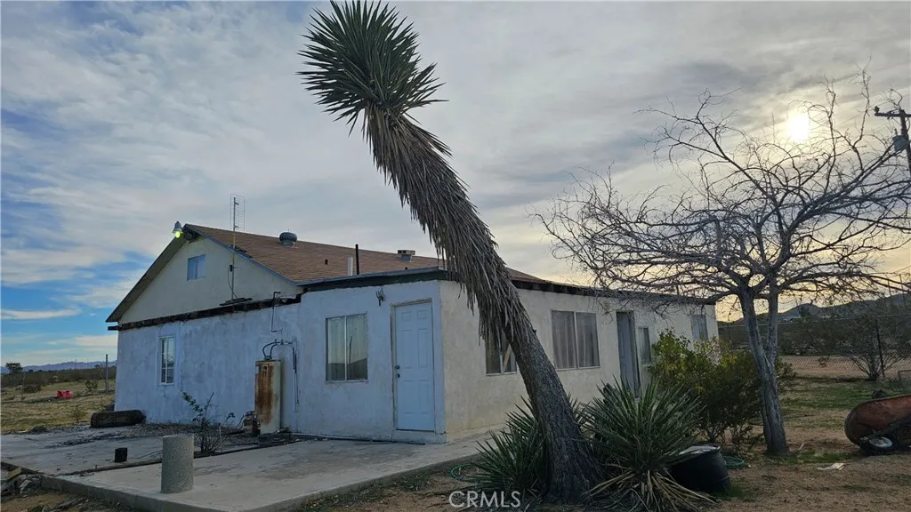 56727 Cone Boulevard, Landers, California 92285 home-pic-46