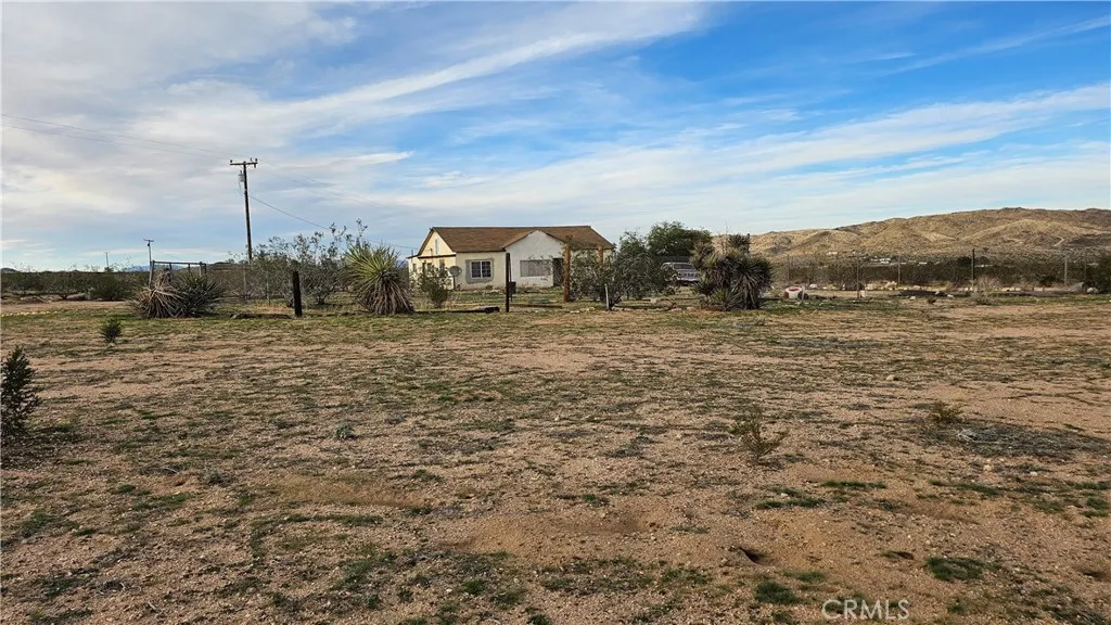 56727 Cone Boulevard, Landers, California 92285 home-pic-63