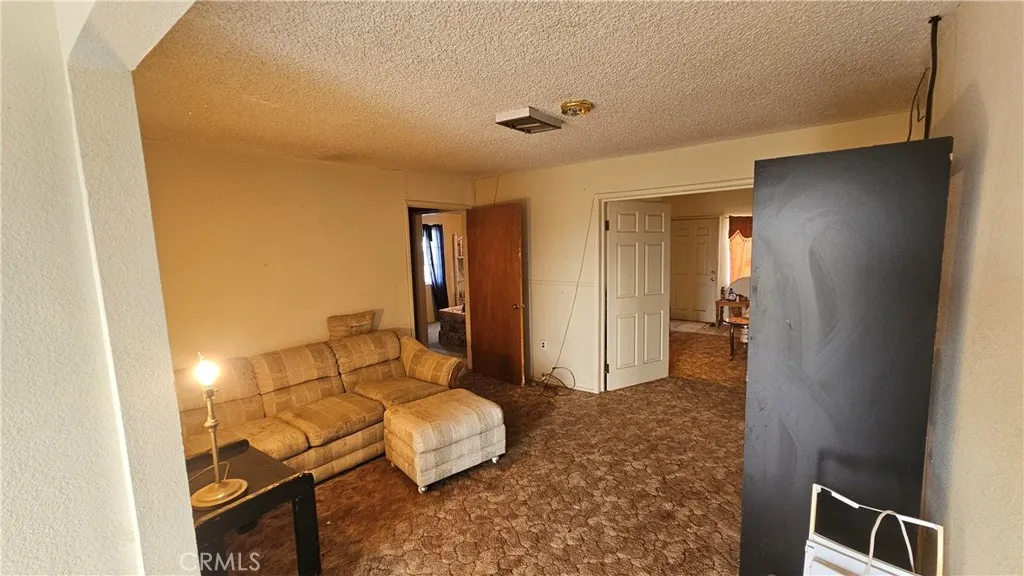 56727 Cone Boulevard, Landers, California 92285 home-pic-32