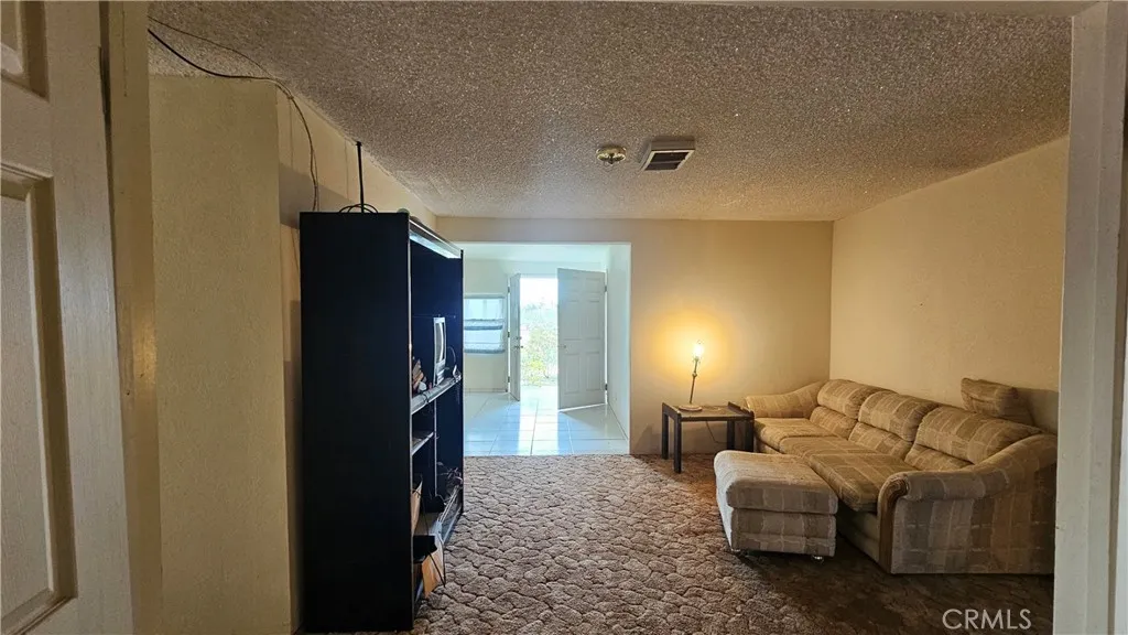 56727 Cone Boulevard, Landers, California 92285 home-pic-35