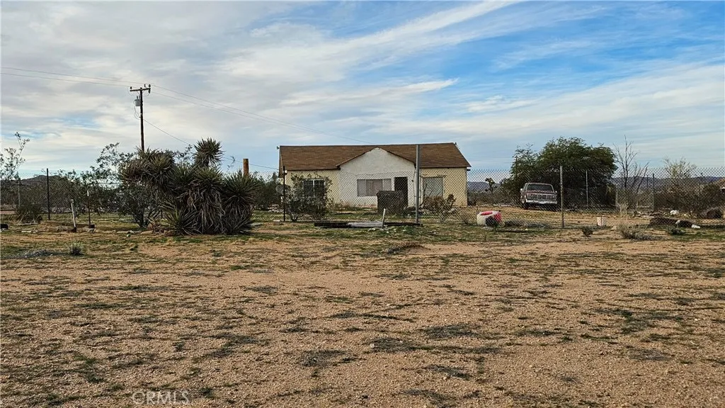 56727 Cone Boulevard, Landers, California 92285 home-pic-58