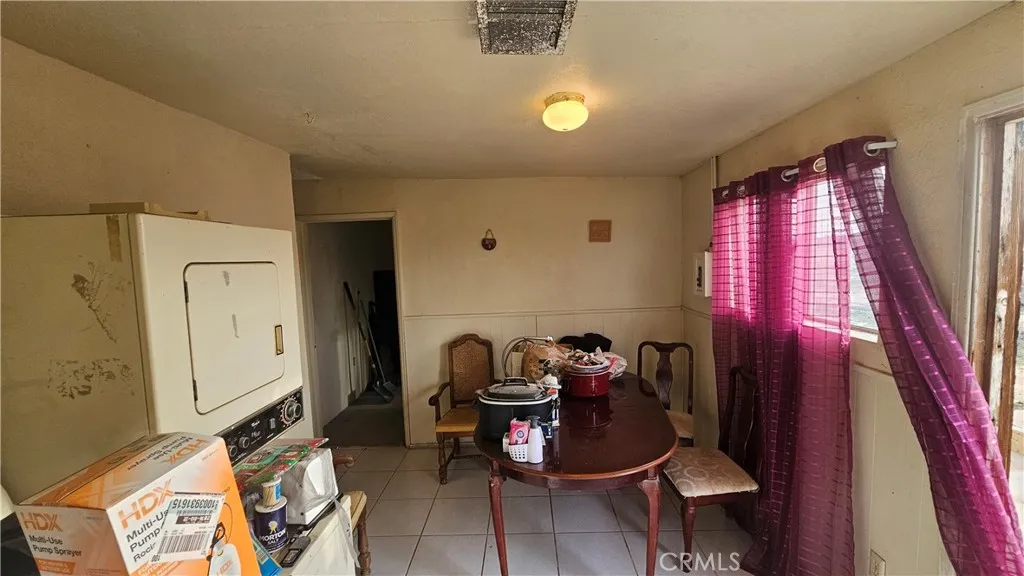 56727 Cone Boulevard, Landers, California 92285 home-pic-27