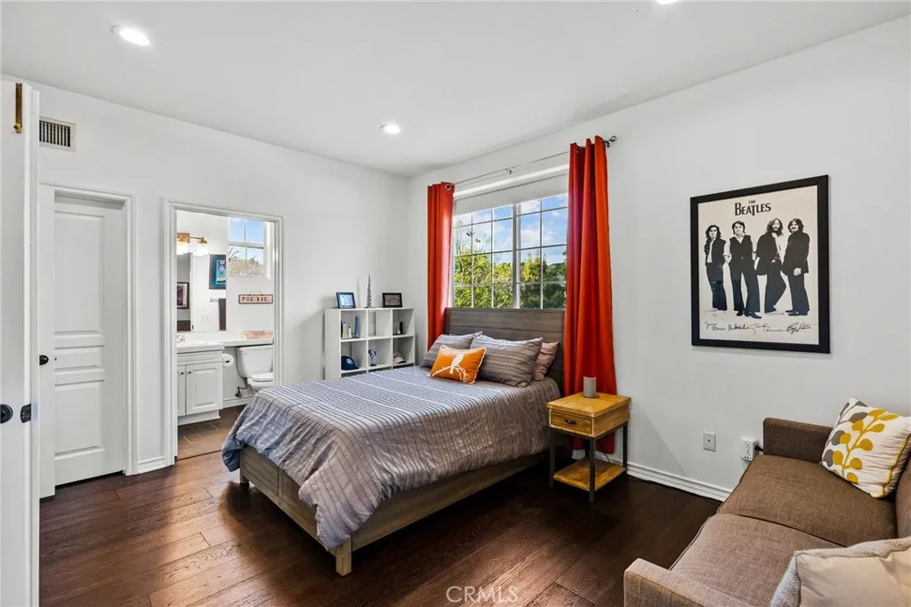 7417 Darnoch Way, West Hills, California 91307 home-pic-43