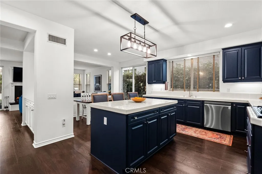 7417 Darnoch Way, West Hills, California 91307 home-pic-20