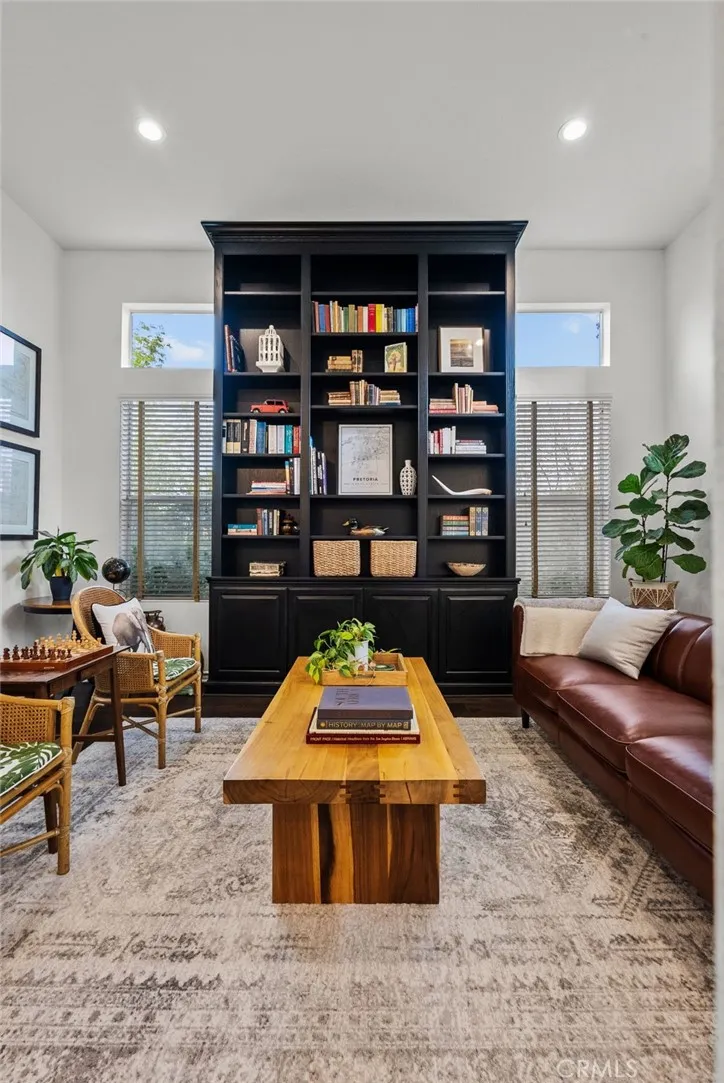 7417 Darnoch Way, West Hills, California 91307 home-pic-11