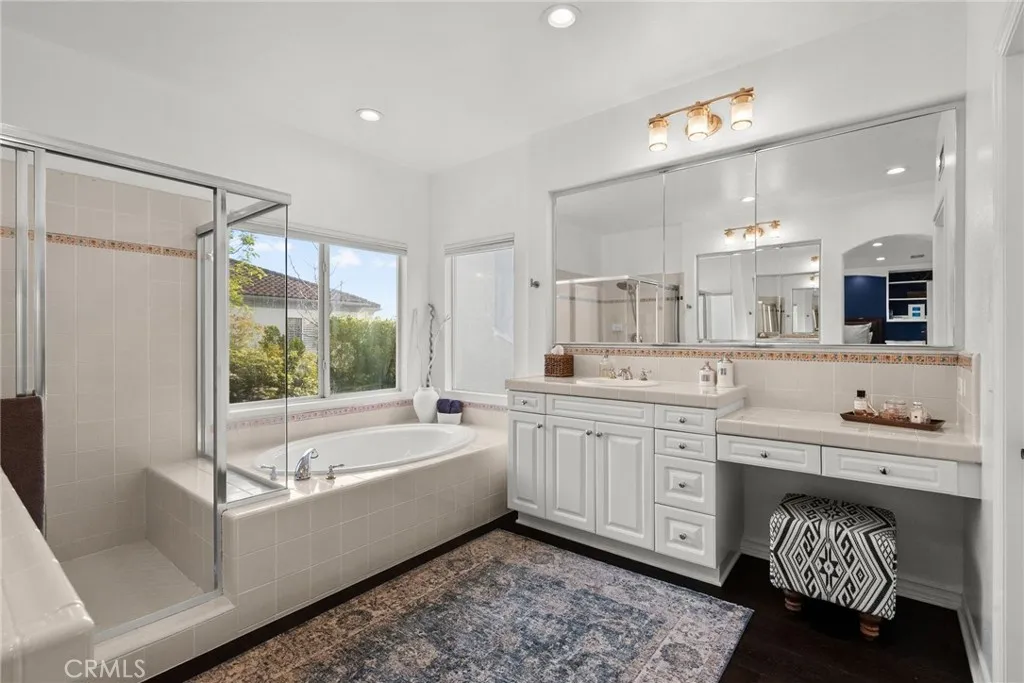 7417 Darnoch Way, West Hills, California 91307 home-pic-34