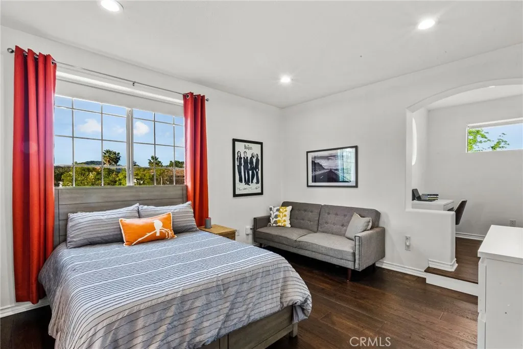 7417 Darnoch Way, West Hills, California 91307 home-pic-41