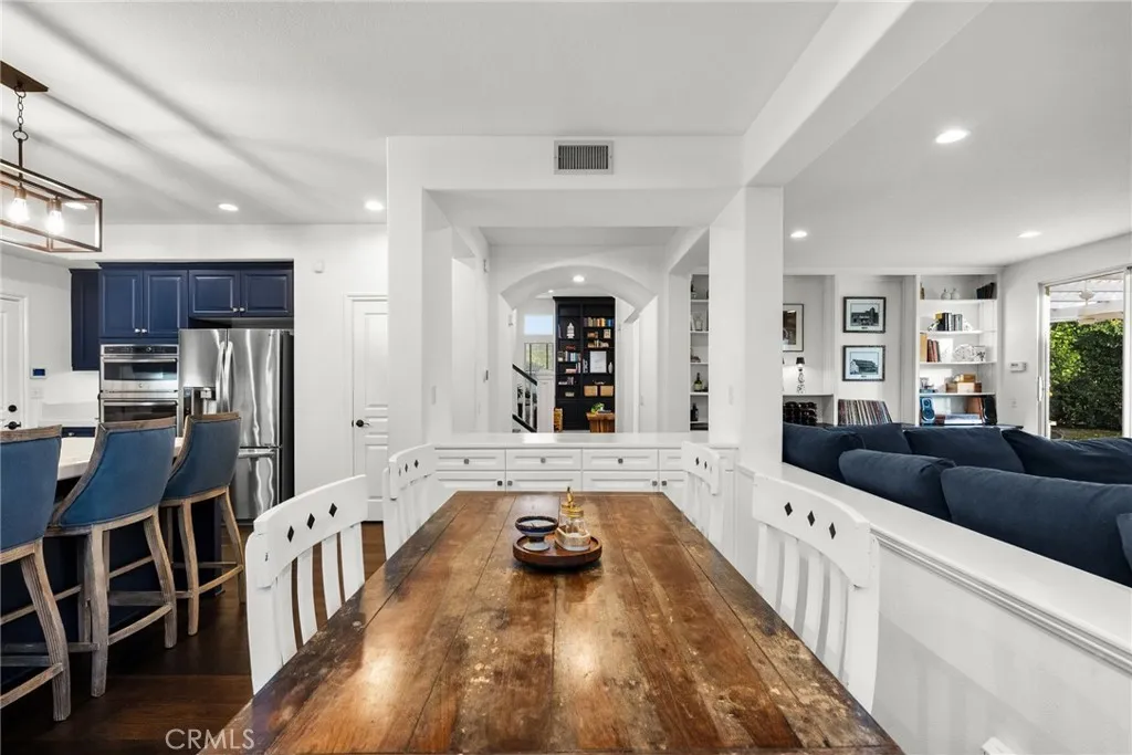 7417 Darnoch Way, West Hills, California 91307 home-pic-22