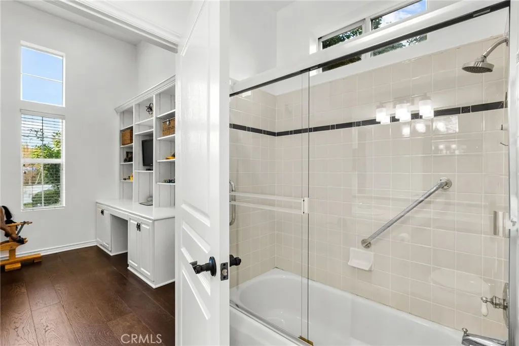 7417 Darnoch Way, West Hills, California 91307 home-pic-26