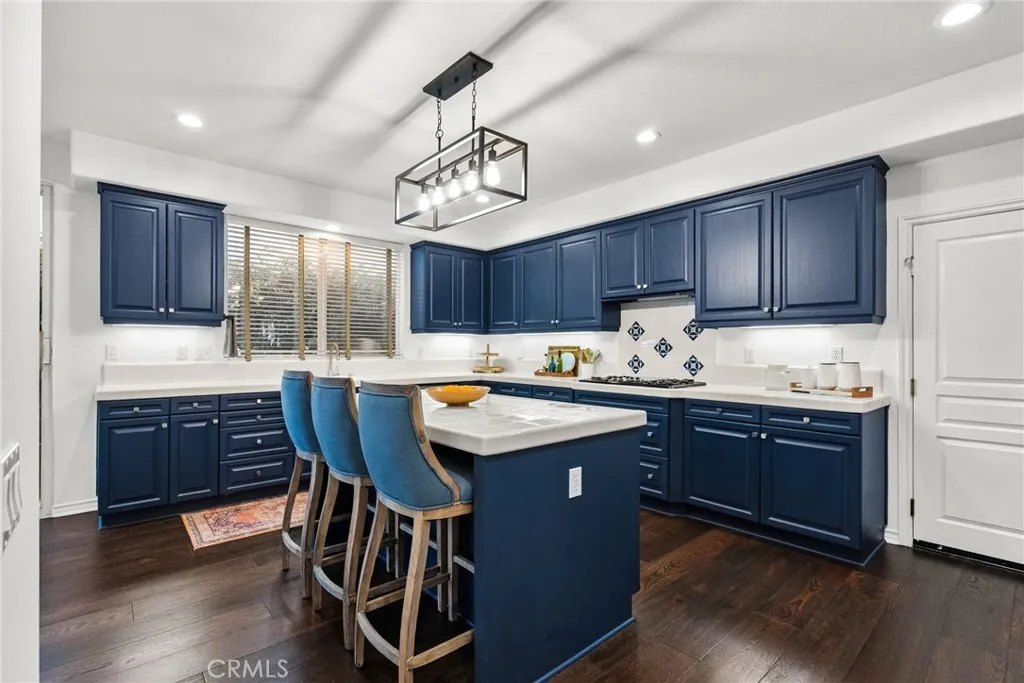 7417 Darnoch Way, West Hills, California 91307 home-pic-17