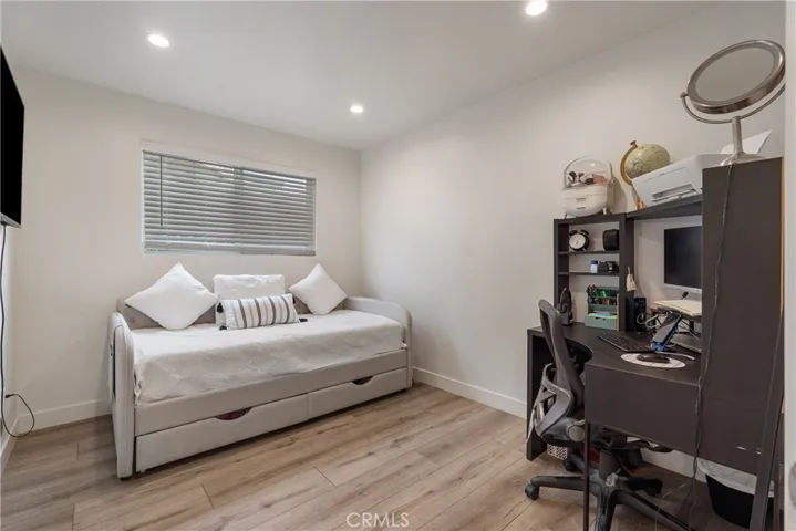 bed#2/ office
