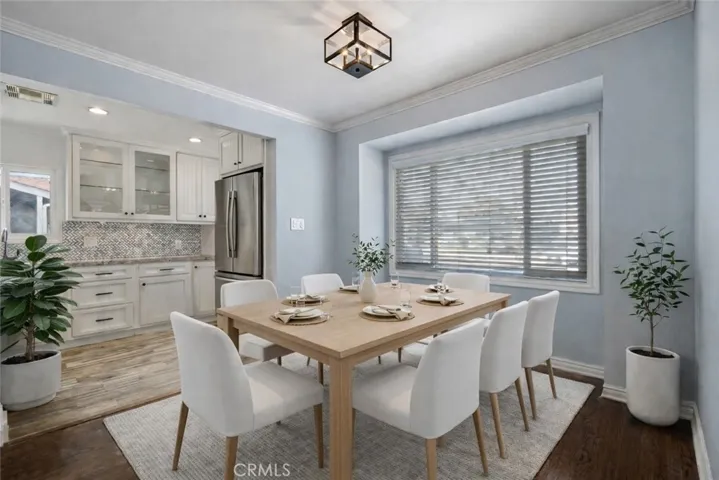1532 Dinning Virtually Staged