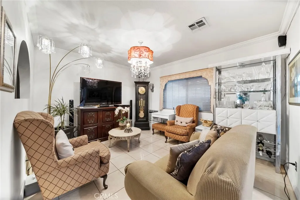 1747 N Avenue 46, Los Angeles, California 90041 home-pic-35