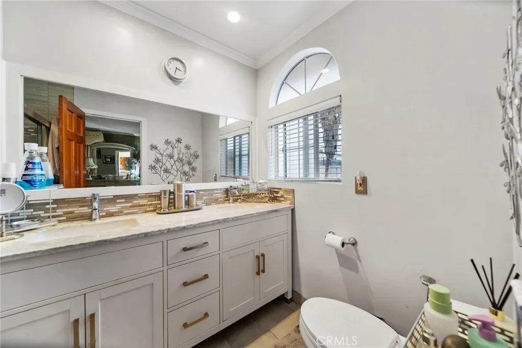 1747 N Avenue 46, Los Angeles, California 90041 home-pic-44