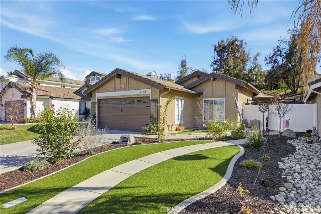 41454 Avenida De La Reina, Temecula, California 92592 home-pic-1