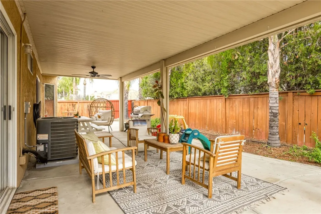 30232 Via Palermo, Menifee, California 92584 home-pic-20