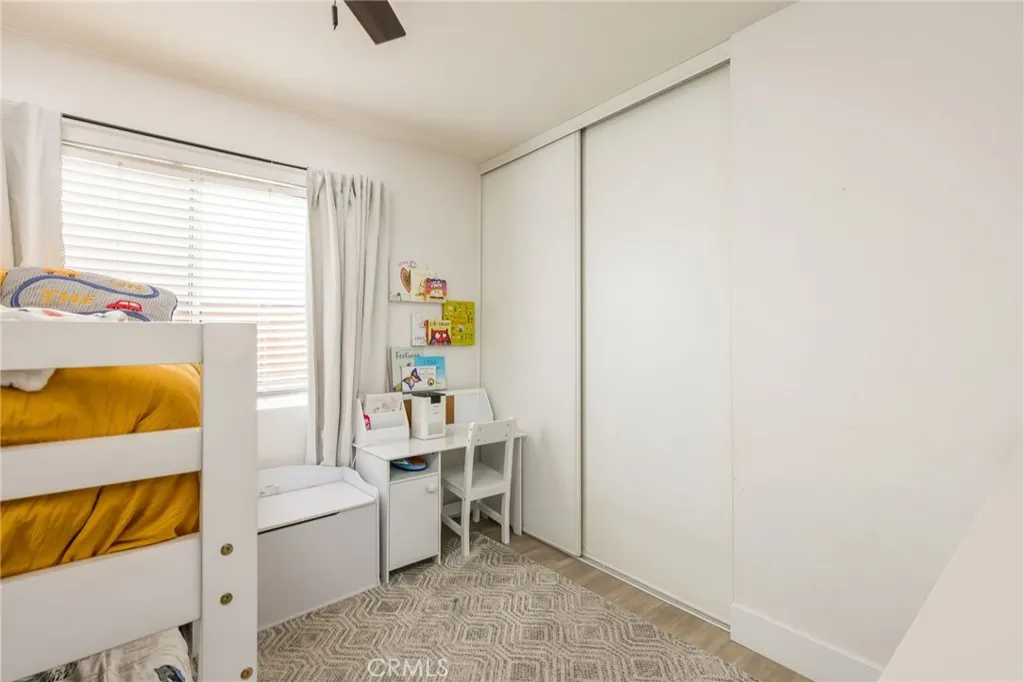 30232 Via Palermo, Menifee, California 92584 home-pic-17