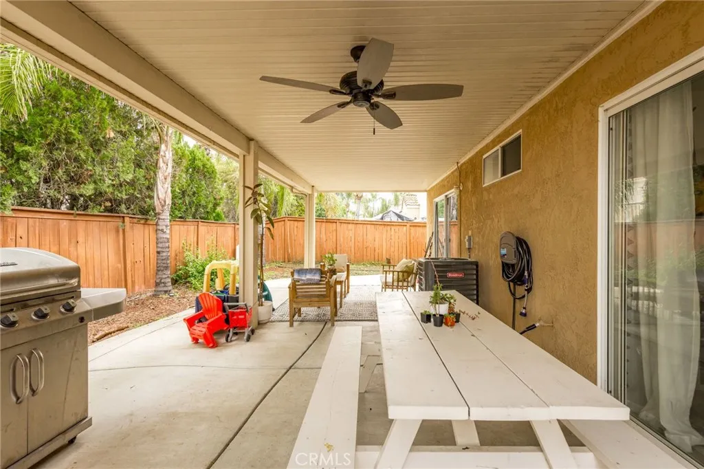30232 Via Palermo, Menifee, California 92584 home-pic-23