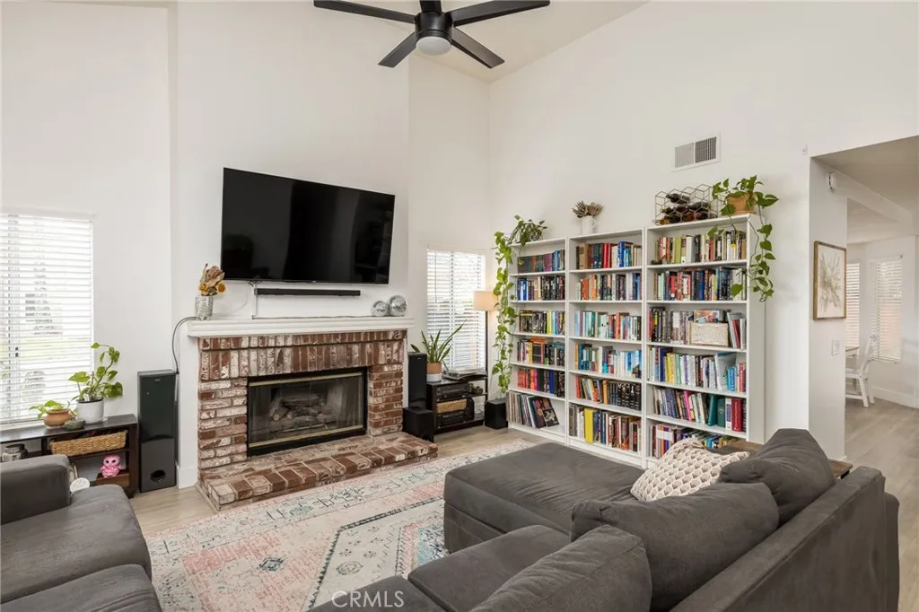 30232 Via Palermo, Menifee, California 92584 home-pic-7