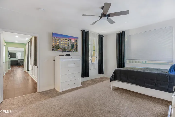 15 Remove objects in blue