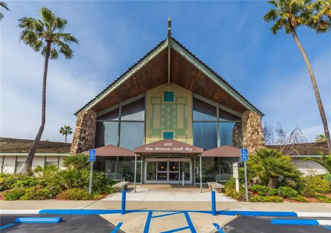 New Horizons Club House