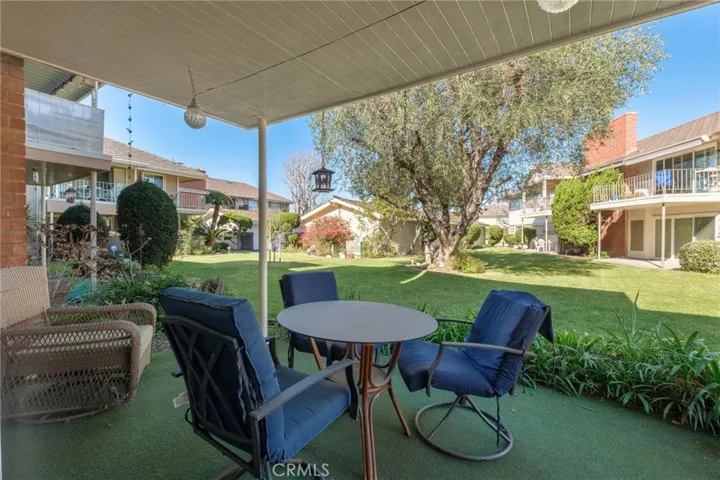 Back Patio view of the courtyard
