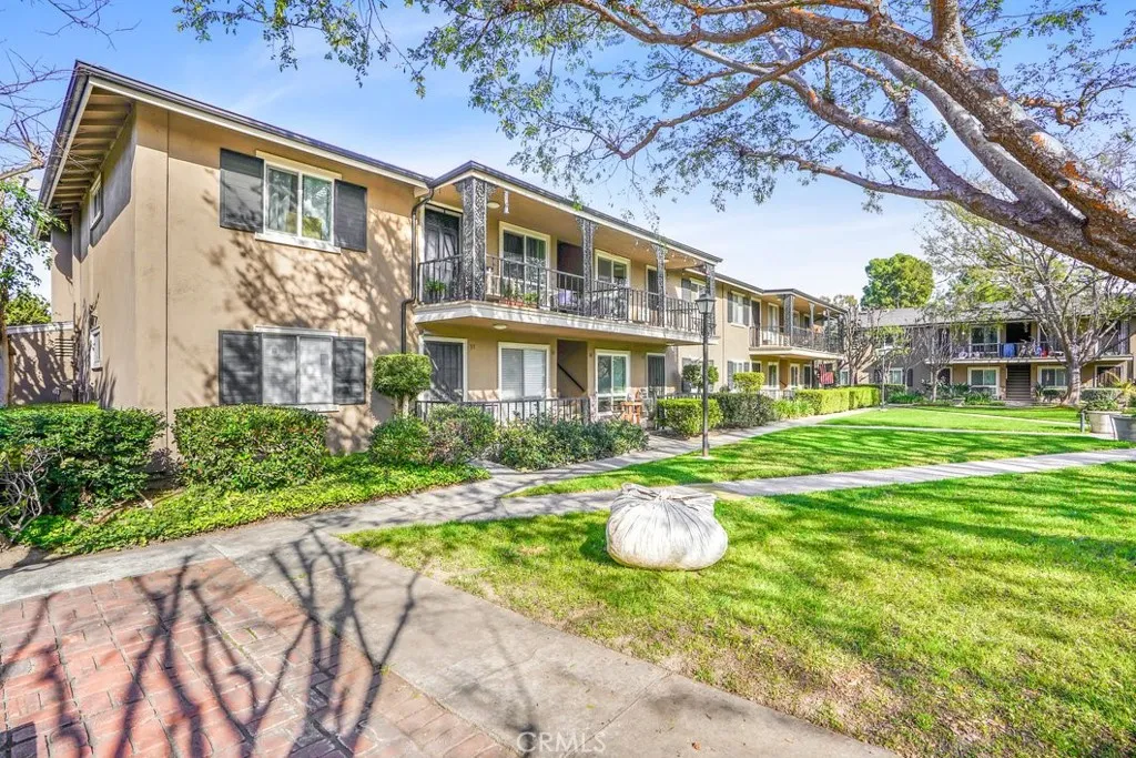 660 S Glassell 36, Orange, California 92866 home-pic-7