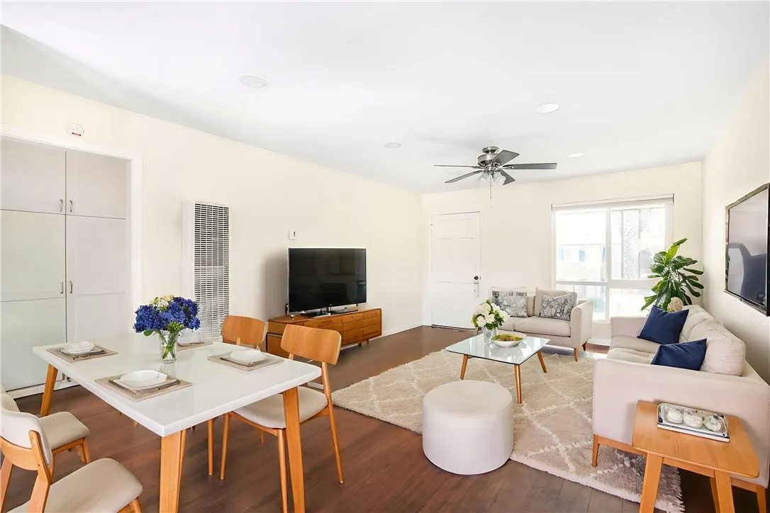 660 S Glassell 36, Orange, California 92866 home-pic-1
