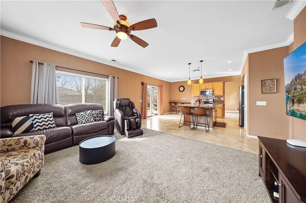 1441 Aster Pl, Beaumont, California 92223 home-pic-16
