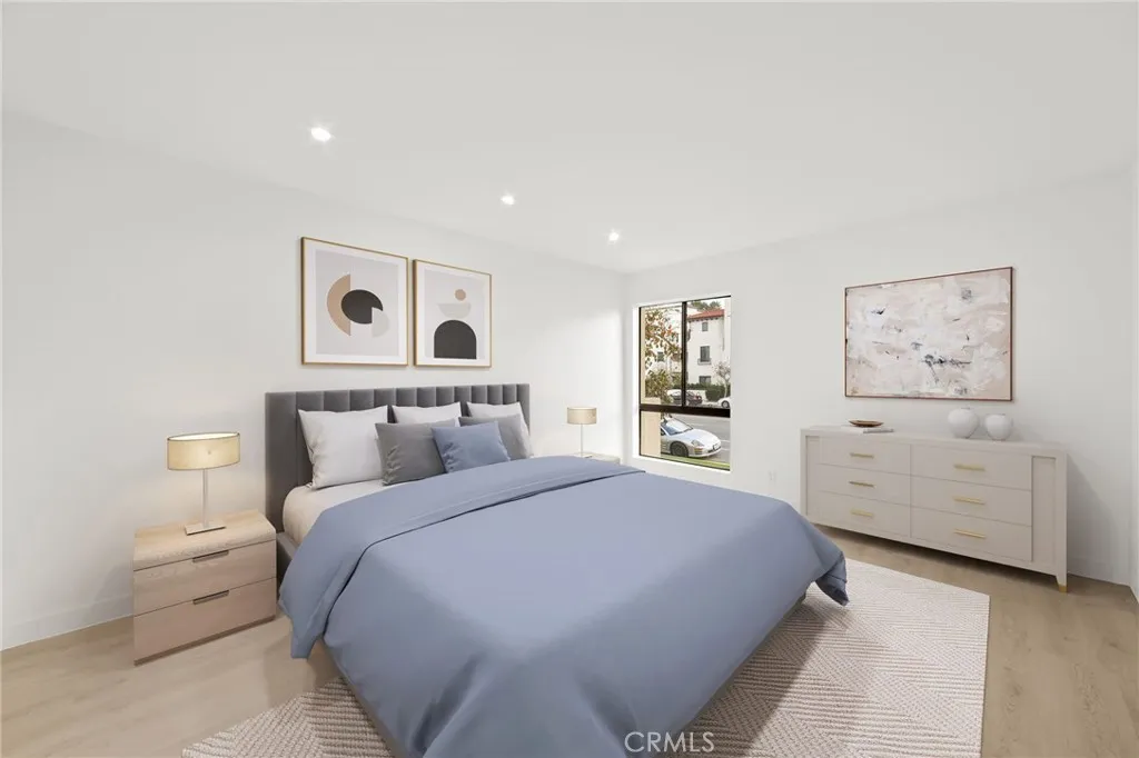 5009 Woodman Avenue 113, Sherman Oaks, California 91423 home-pic-10