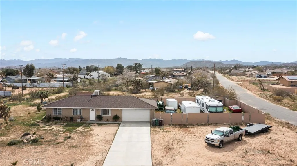 58375 Del Mar St, Yucca Valley, California 92284 home-pic-27