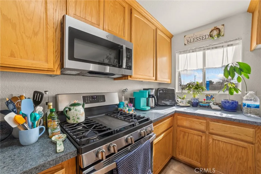 58375 Del Mar St, Yucca Valley, California 92284 home-pic-13