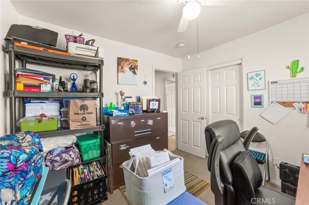 58375 Del Mar St, Yucca Valley, California 92284 home-pic-16