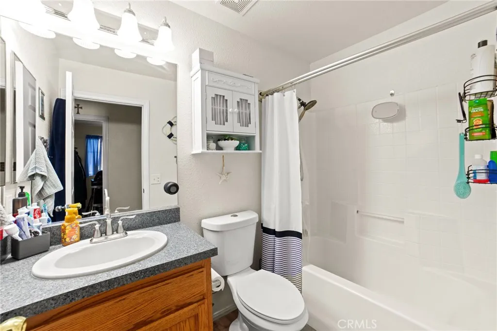 58375 Del Mar St, Yucca Valley, California 92284 home-pic-34