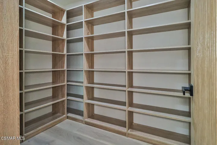 bLiving Dining and Kitchen14