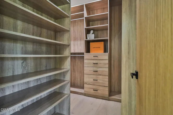 hPrimary Bedroom Ensuite12