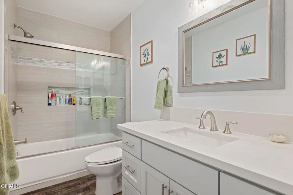 3175 Kelp Lane, Oxnard, California 93035 home-pic-10