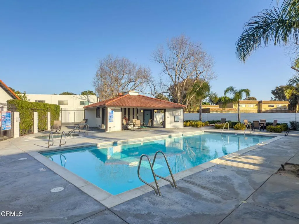 3175 Kelp Lane, Oxnard, California 93035 home-pic-14
