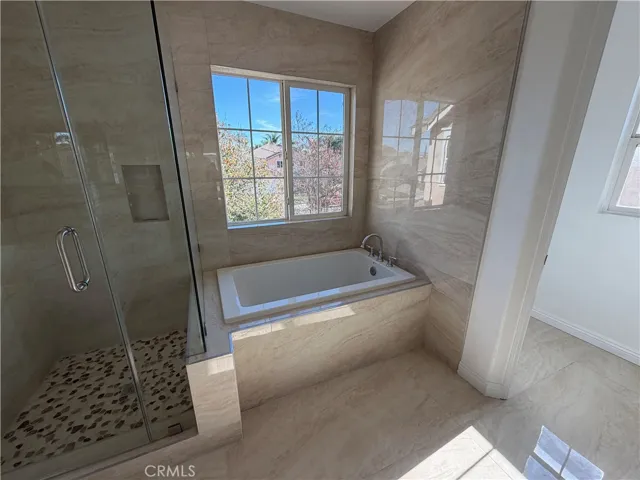 2nd Floor Master Suite Shower and Bathtub