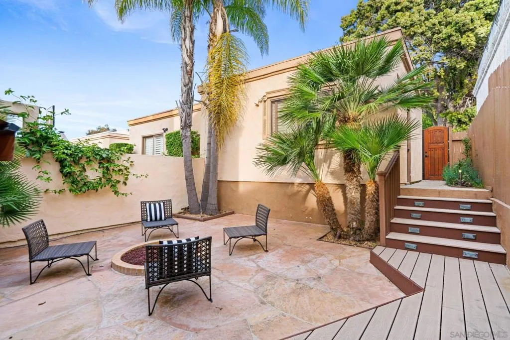 7455 Draper Ave 2, La Jolla, California 92037 home-pic-18