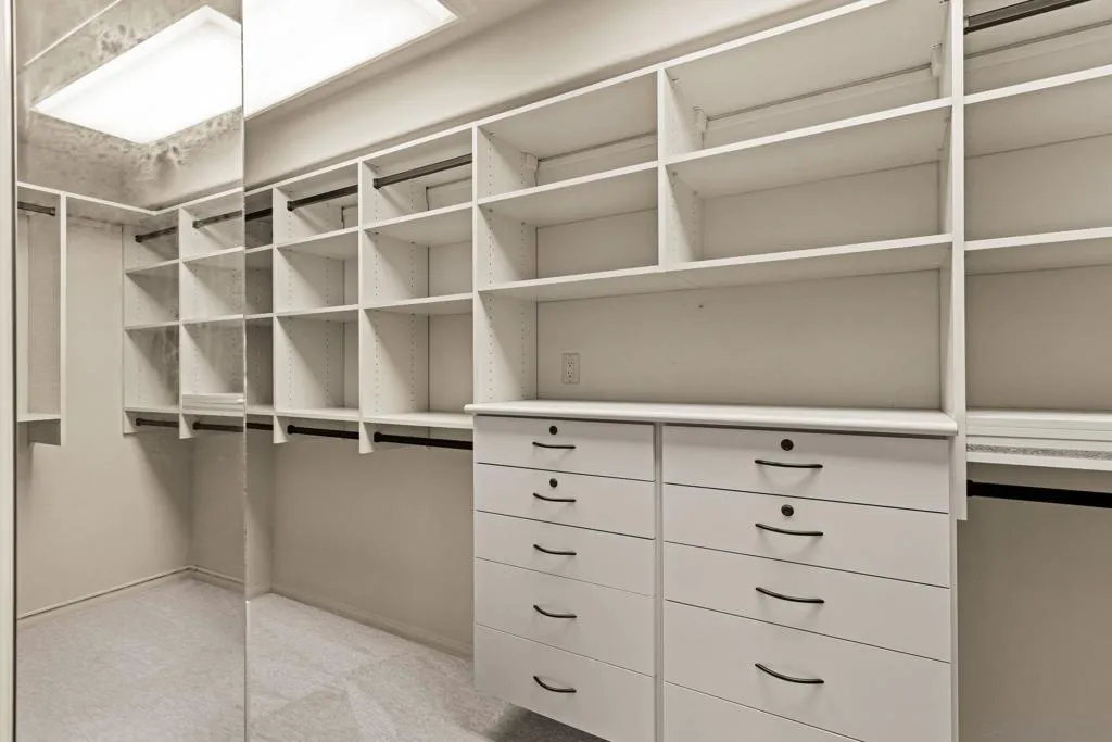 7455 Draper Ave 2, La Jolla, California 92037 home-pic-23