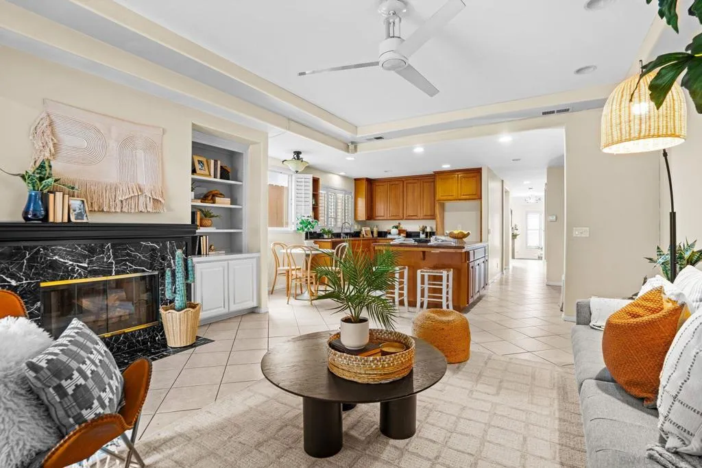 7455 Draper Ave 2, La Jolla, California 92037 home-pic-15