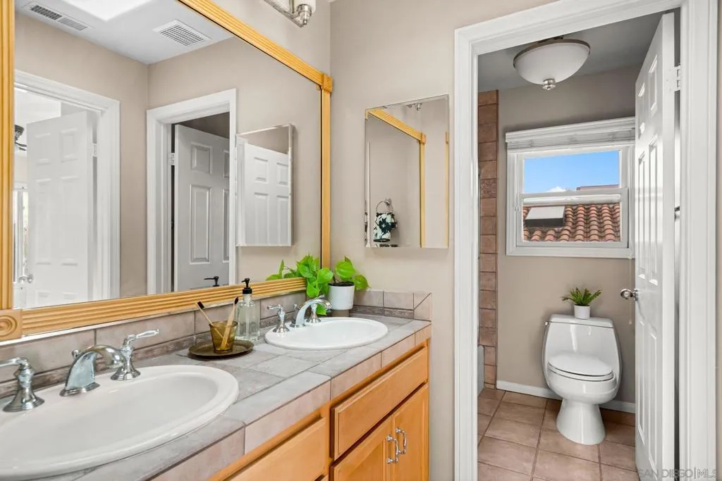 7455 Draper Ave 2, La Jolla, California 92037 home-pic-27