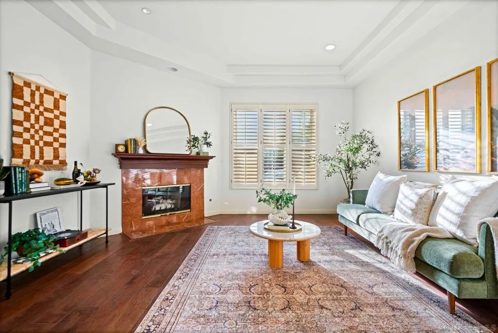 7455 Draper Ave 2, La Jolla, California 92037 home-pic-2