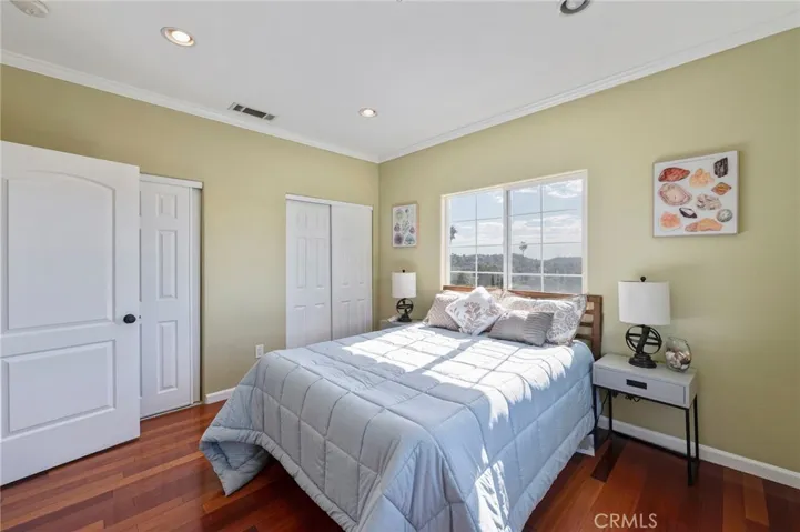 BACK HOUSE BED#4
SECOND FLOOR