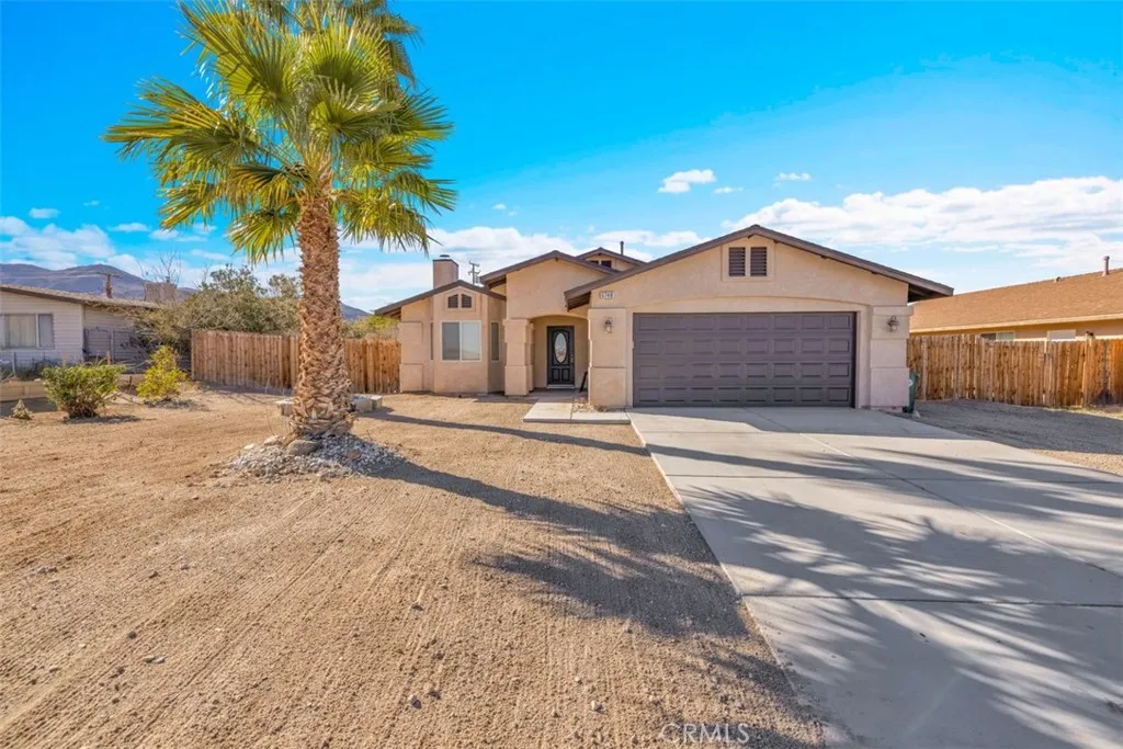6748 El Sol, 29 Palms, California 92277 home-pic-2