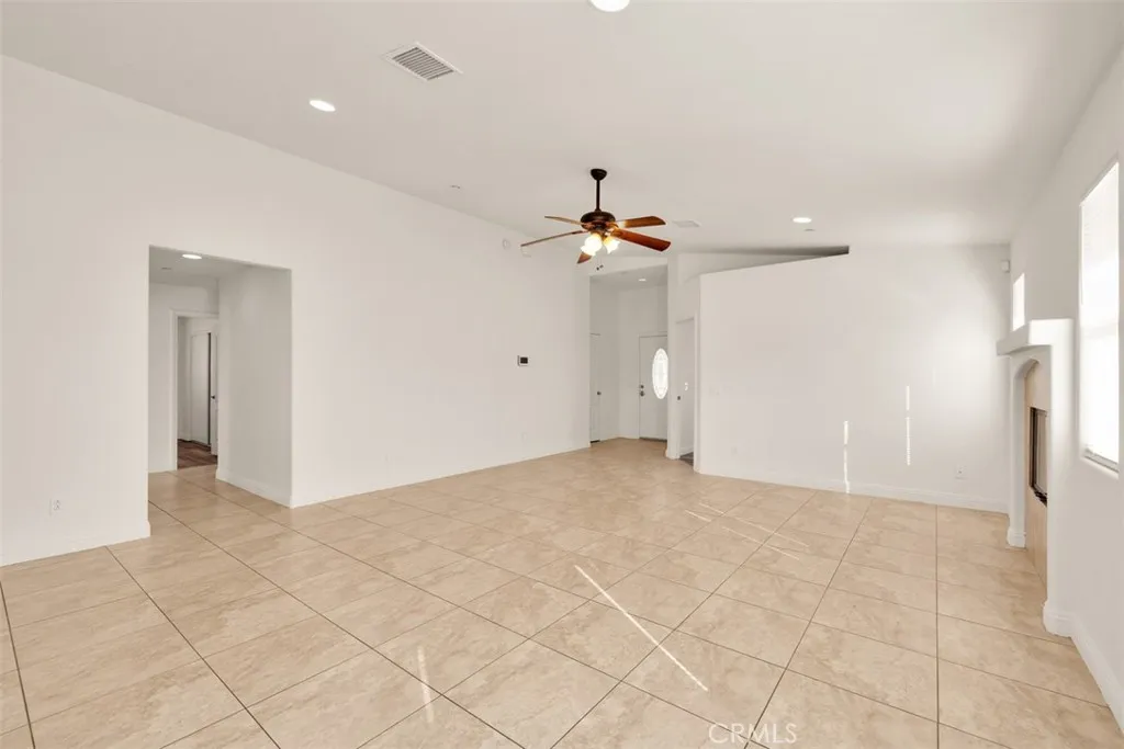 6748 El Sol, 29 Palms, California 92277 home-pic-6