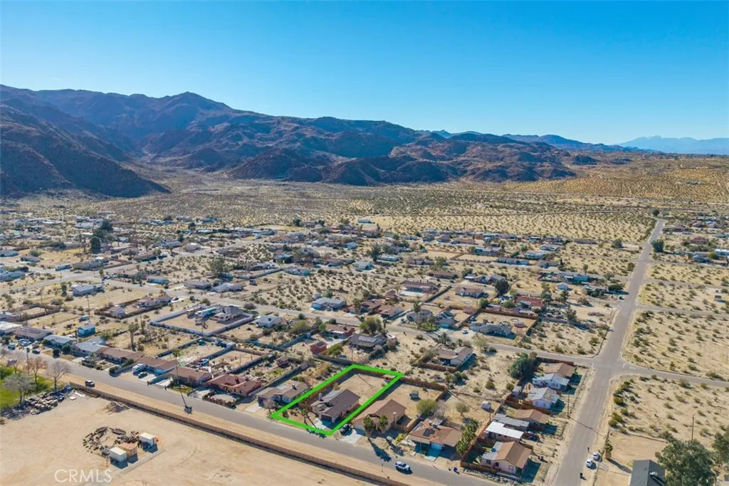 6748 El Sol, 29 Palms, California 92277 home-pic-41