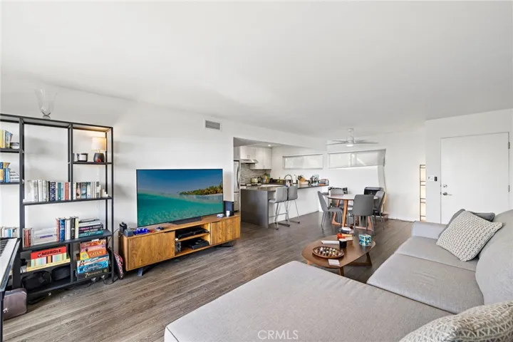 289 San Joaquin Drive, Laguna Beach, California 92651